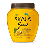 Yellow Skala Brasil Maracujá & Patauá Oil 1000g conditioner with brown lid and passion fruit illustration.